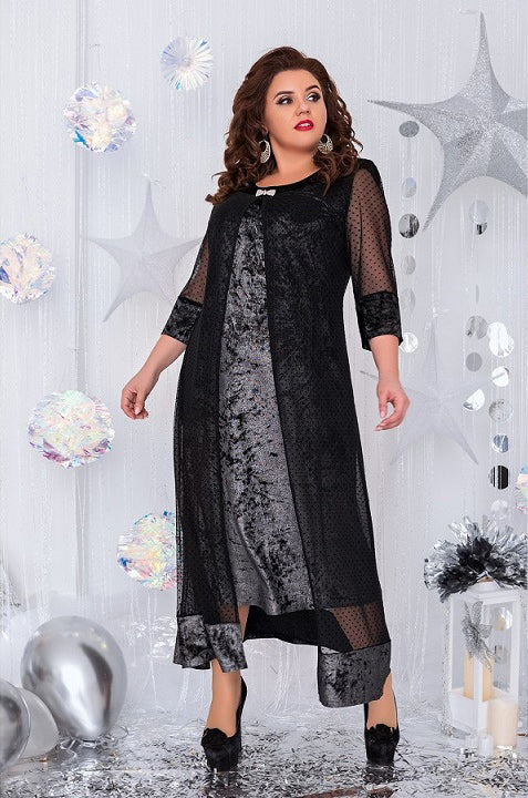 Trägerkleid in Schwarz mit Mesh