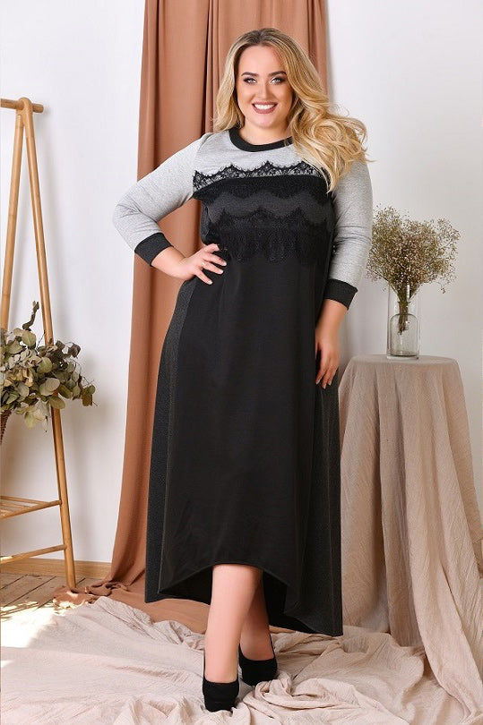 Kleid in Schwarz mit Spitze