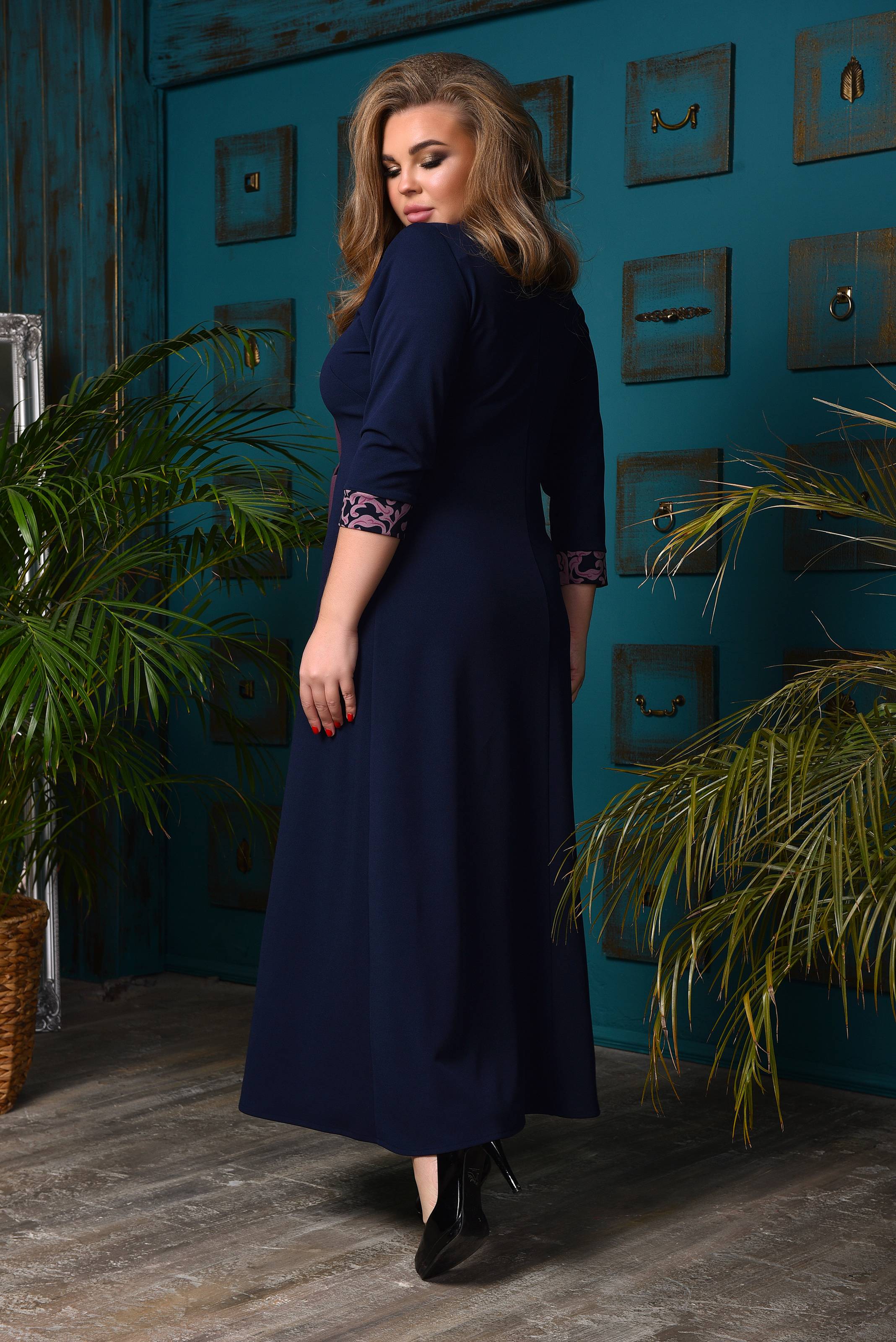 Maxikleid in Blau