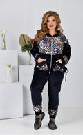 Sportanzug in Schwarz im Leo-Look