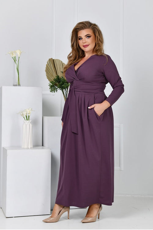 Kleid in Lila mit Gürtel