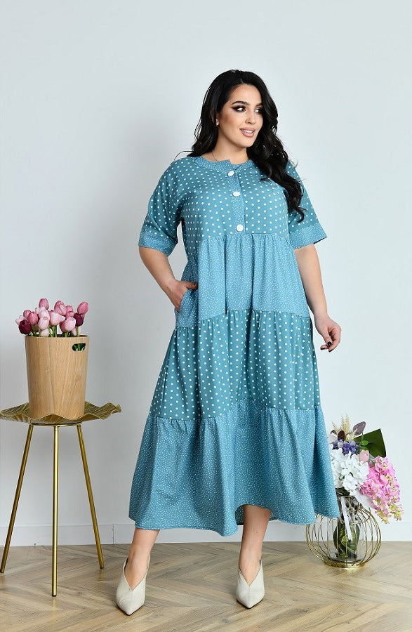 Sommerkleid in Hellblau gepunktet