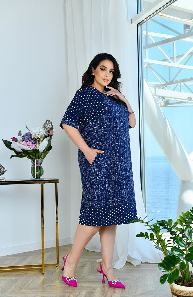 Sommerkleid in Blau gepunktet