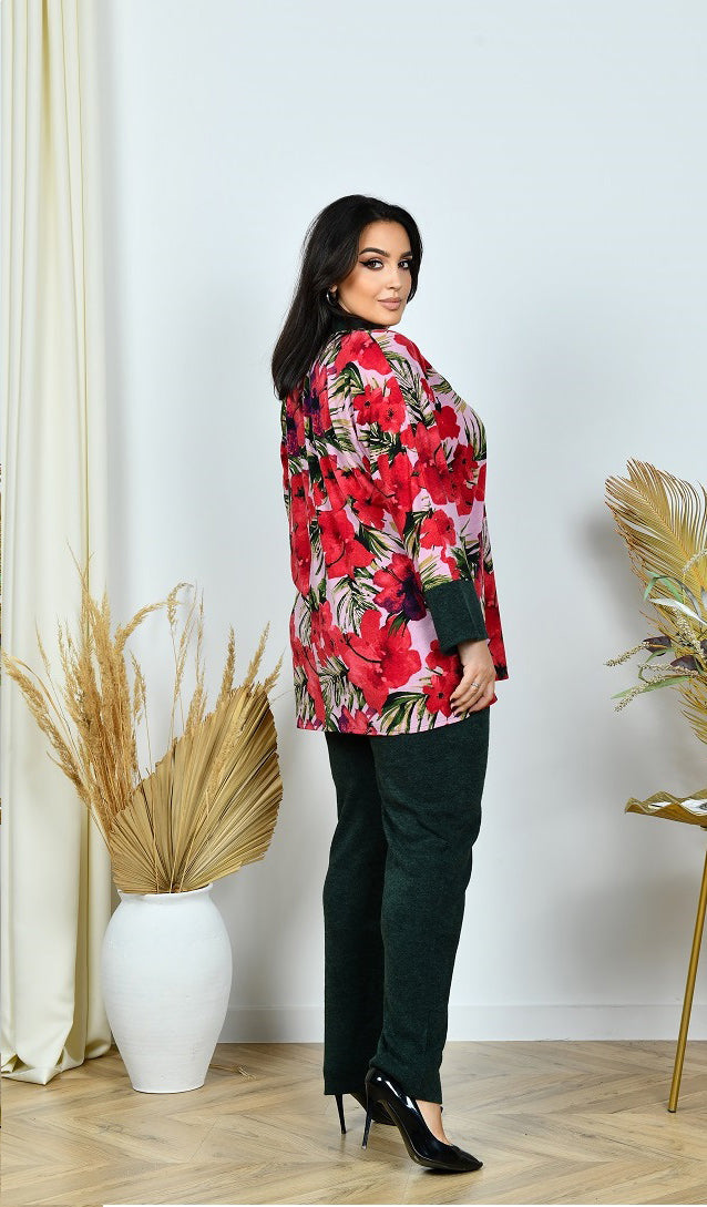 Zweiteiler in Rot mit Blumenprint