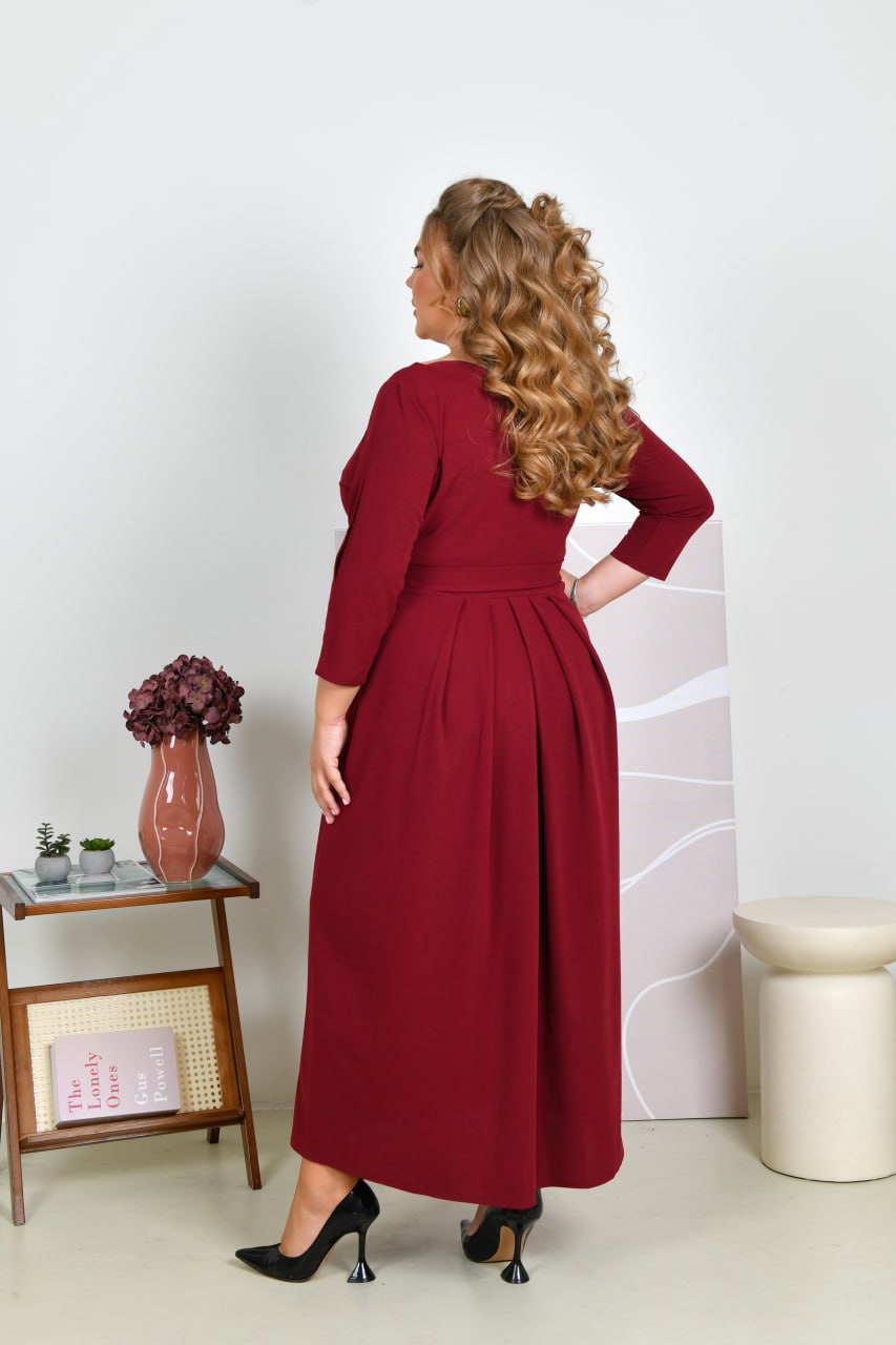 Kleid in Rot