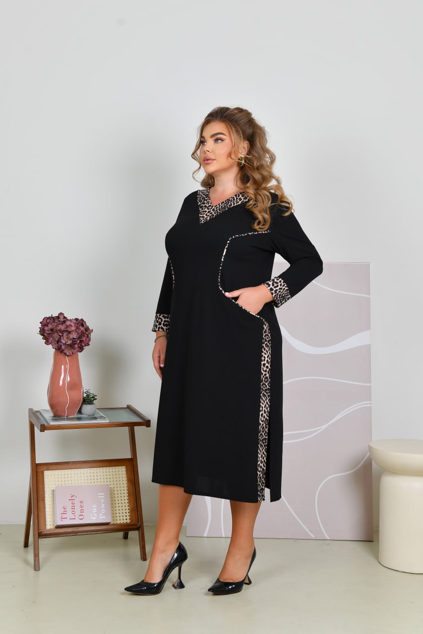 Kleid in Schwarz