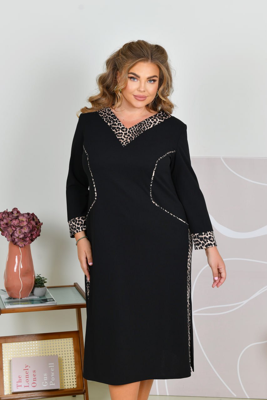 Kleid in Schwarz