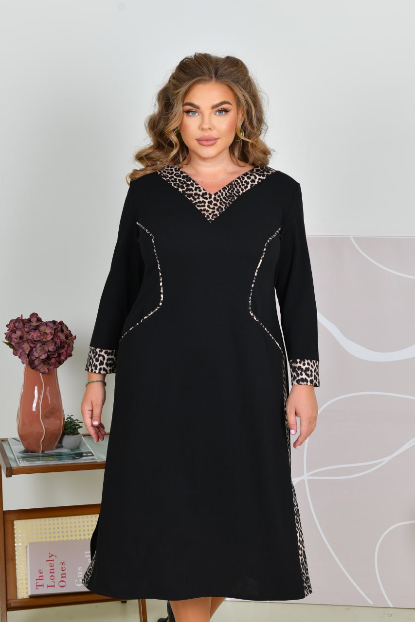 Kleid in Schwarz