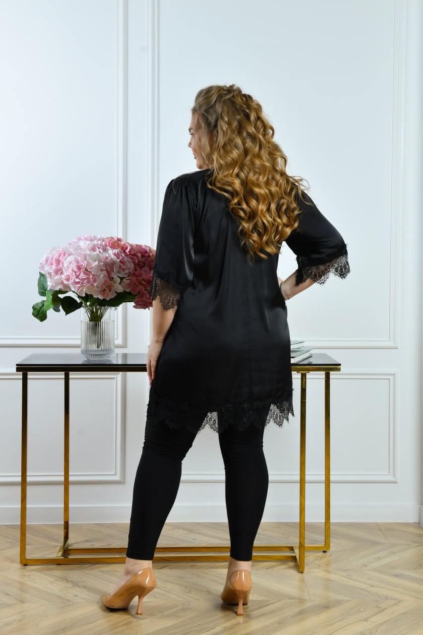 Schwarze Tunika mit Spitze Damen große Größen