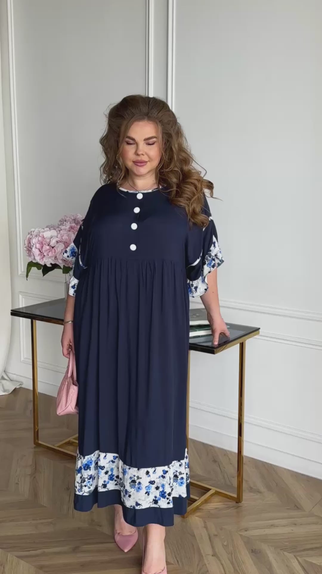 Oversize Kleid mit Blumenprint