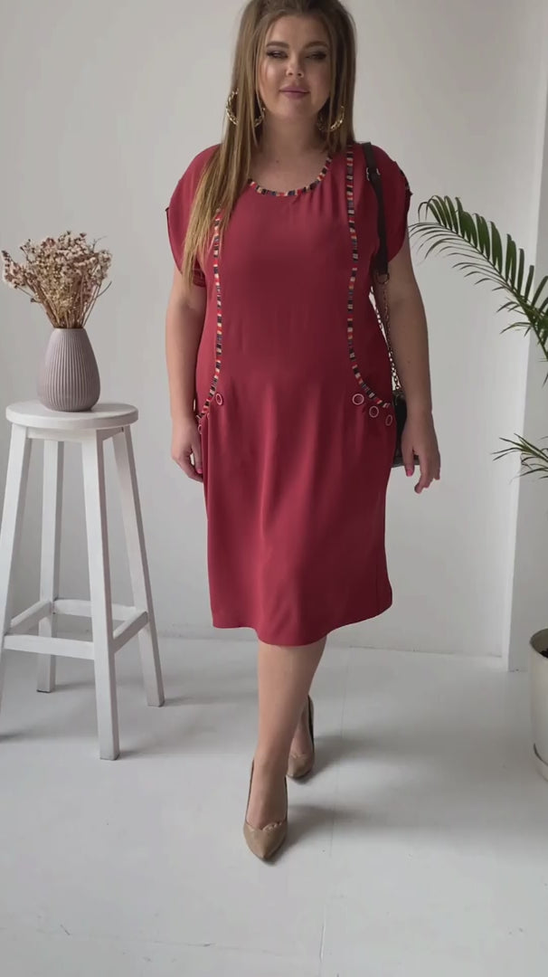 Sommerkleid in Rot locker