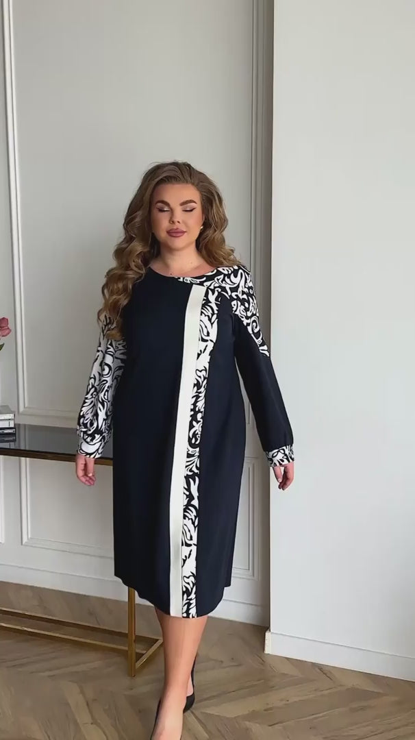 Kleid in Dunkelblau