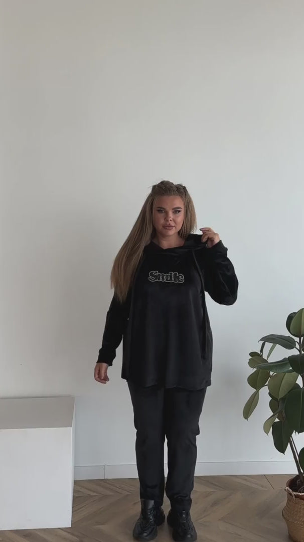 Sportanzug in Schwarz