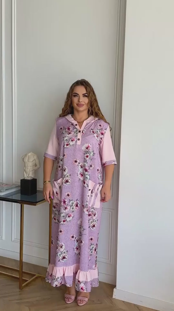 Maxikleid in Rosa mit Kapuze